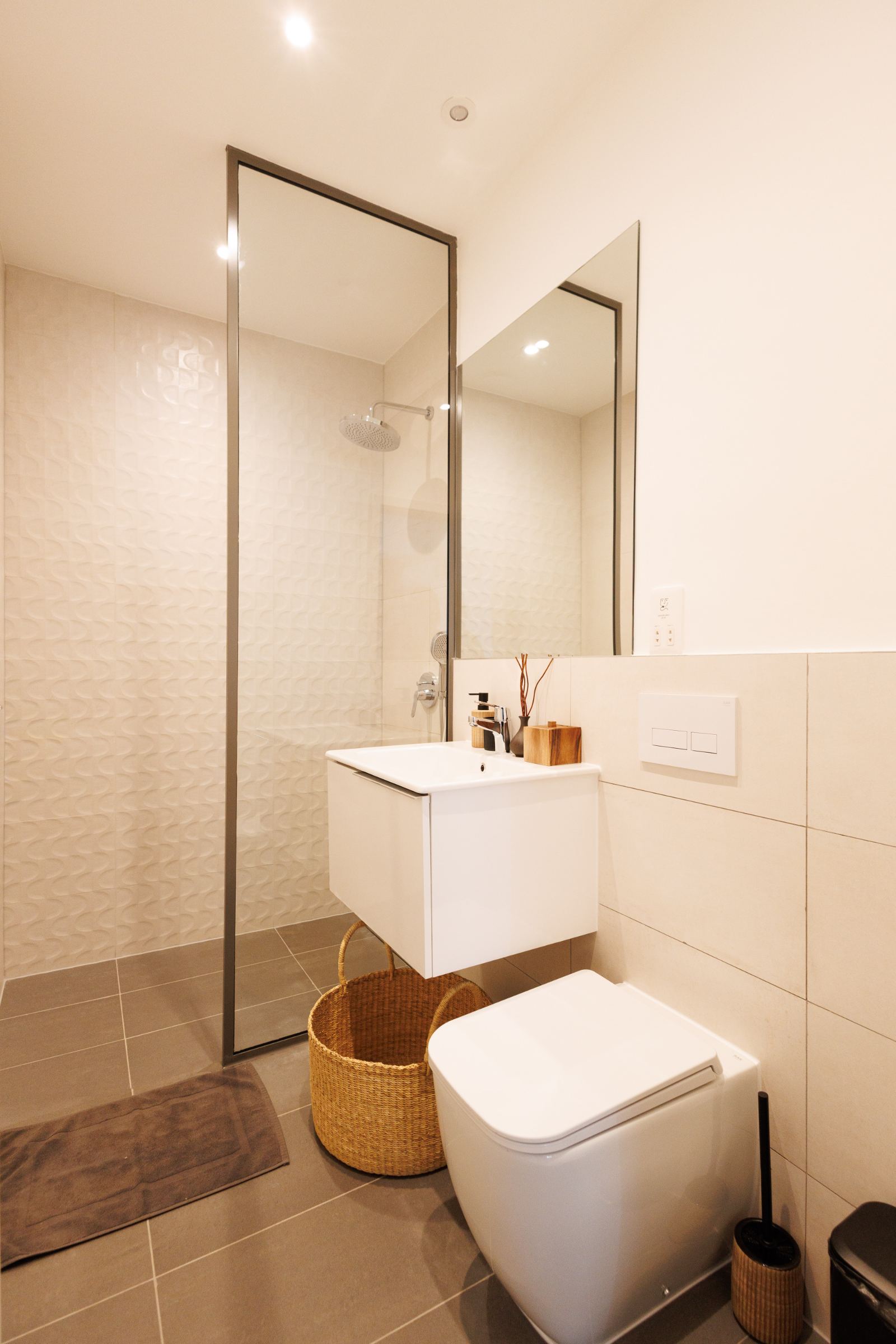 Walk-in shower bathroom